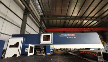 High-speed CNC punching machine
