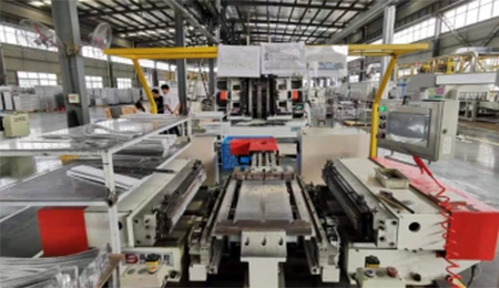 Automatic assembly machine